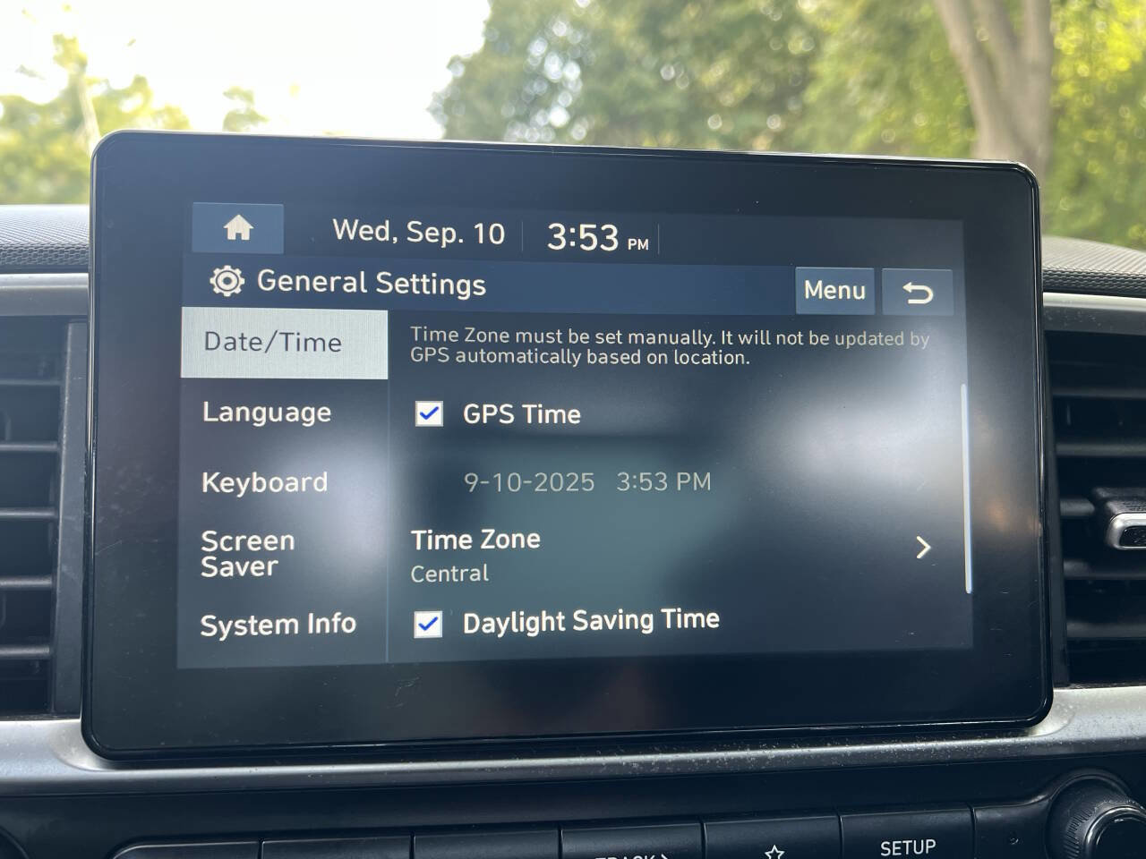 Used 2020 Hyundai Venue SE image 34