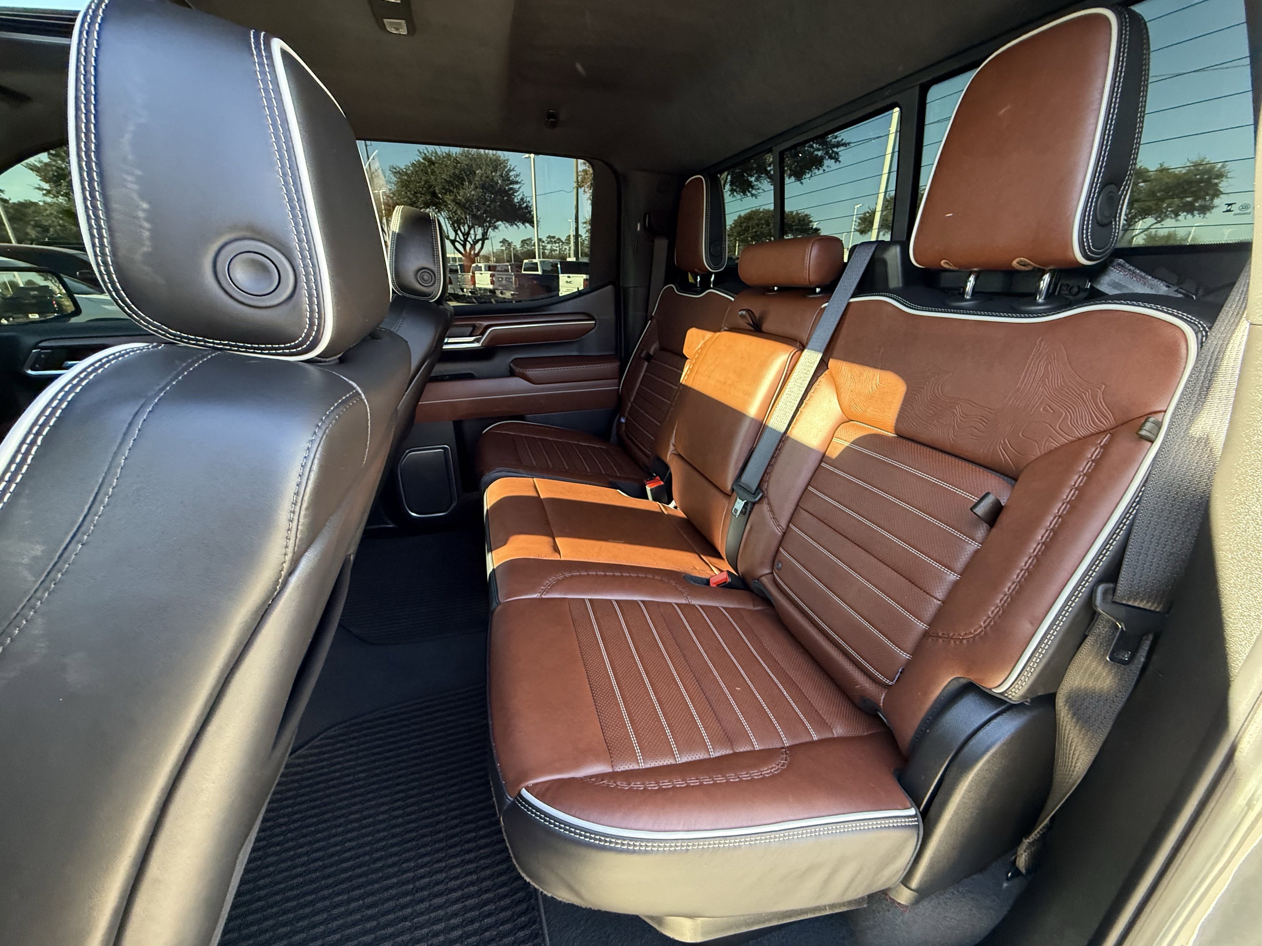 Used 2025 GMC Sierra 1500 Denali Ultimate image 29