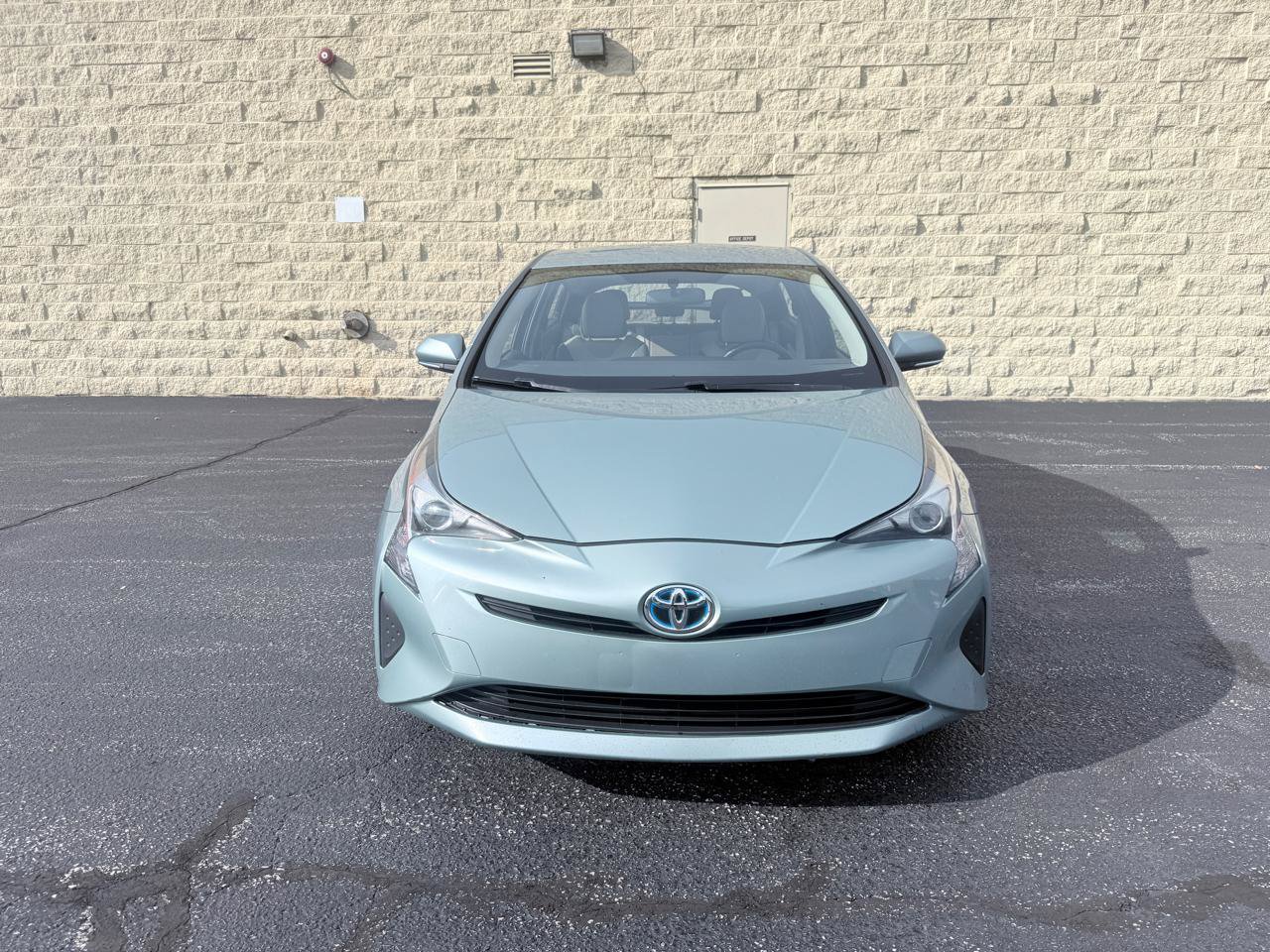 Used 2016 Toyota Prius Two FWD image 8