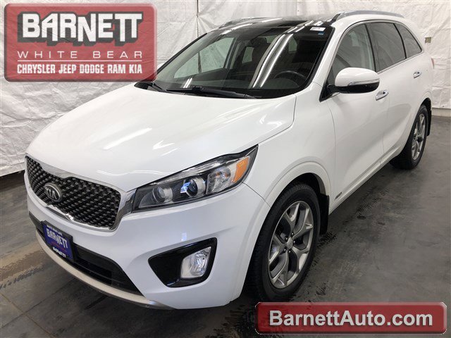 Used 2017 Kia Sorento SX image 1