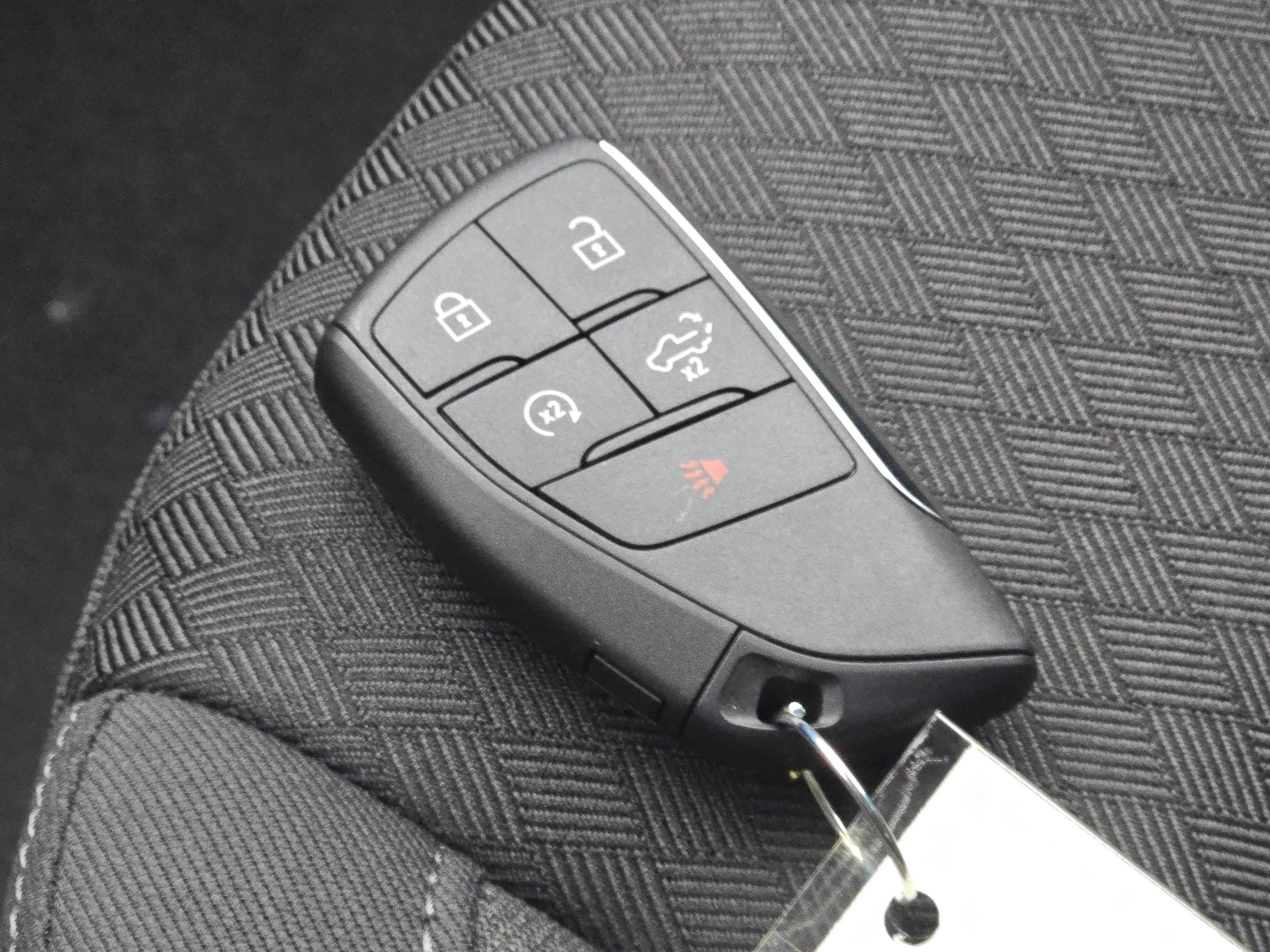 New 2026 Chevrolet Silverado 1500 Custom Trail Boss w/ Dark Appearance Package image 32