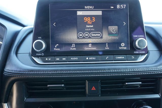 Used 2024 Nissan Rogue SV AWD/4WD image 17