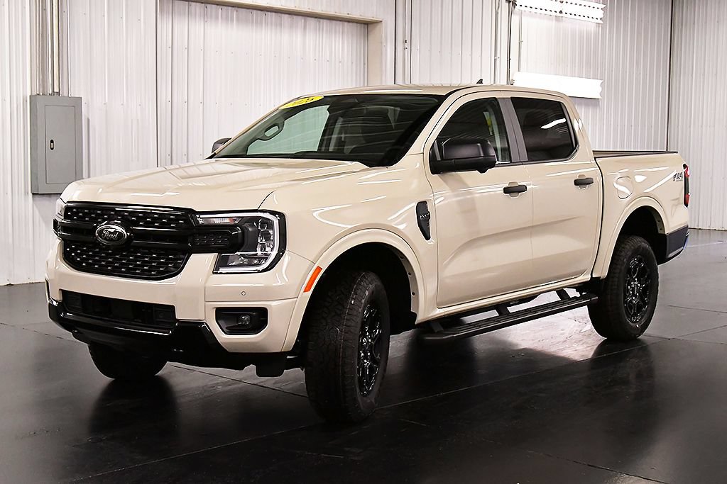 New 2026 Ford Ranger XLT w/ Equipment Group 301A High AWD/4WD image 3