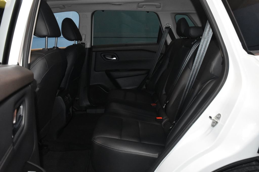 Certified 2023 Nissan Rogue SL w/ SL Premium Package image 19