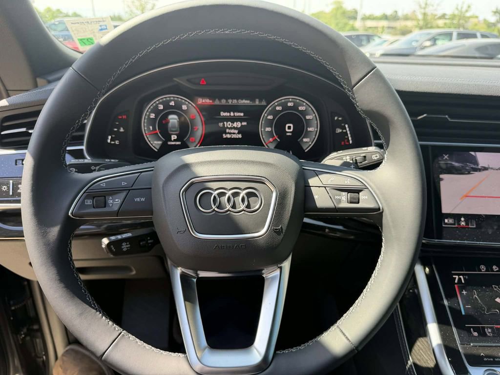 Used 2026 Audi Q8 Premium Plus AWD/4WD image 15