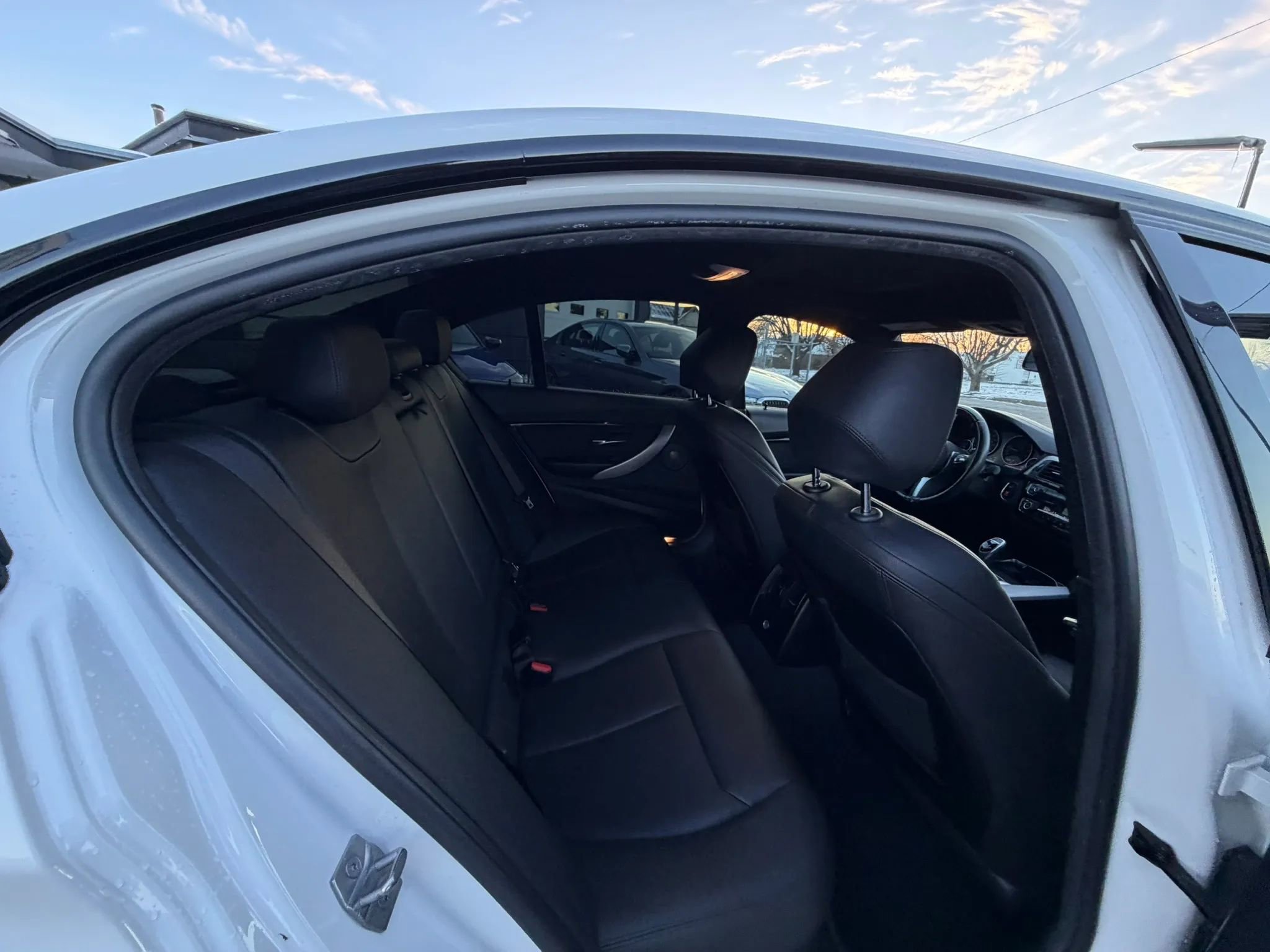 Used 2018 BMW 340i xDrive 340i xDrive Sedan 4D w/ Premium Package image 11