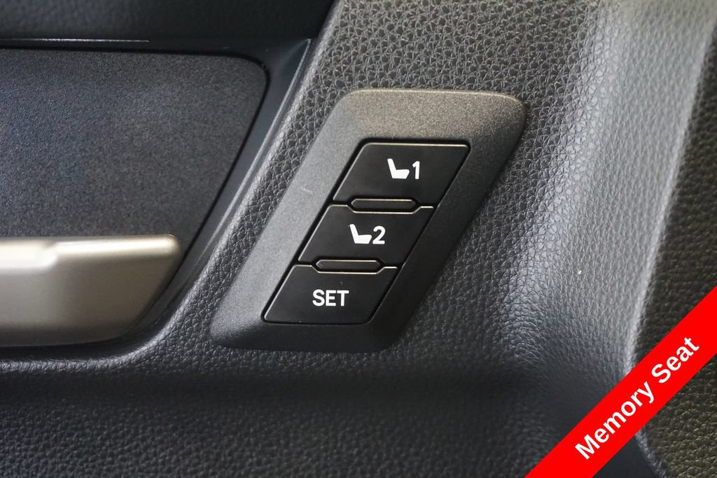 Certified 2025 Toyota 4Runner Limited AWD/4WD image 7