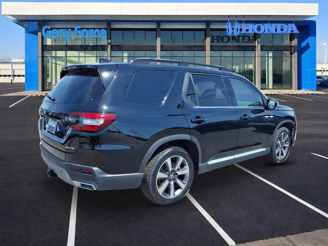 Certified 2024 Honda Pilot Elite image 2