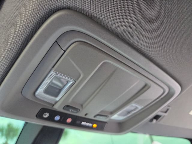 Used 2019 Chevrolet Silverado 1500 Custom w/ Custom Value Package RWD image 32