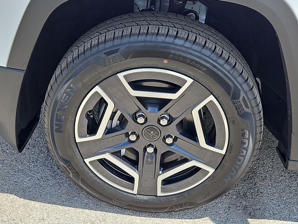 New 2026 Jeep Cherokee Laredo AWD/4WD image 13