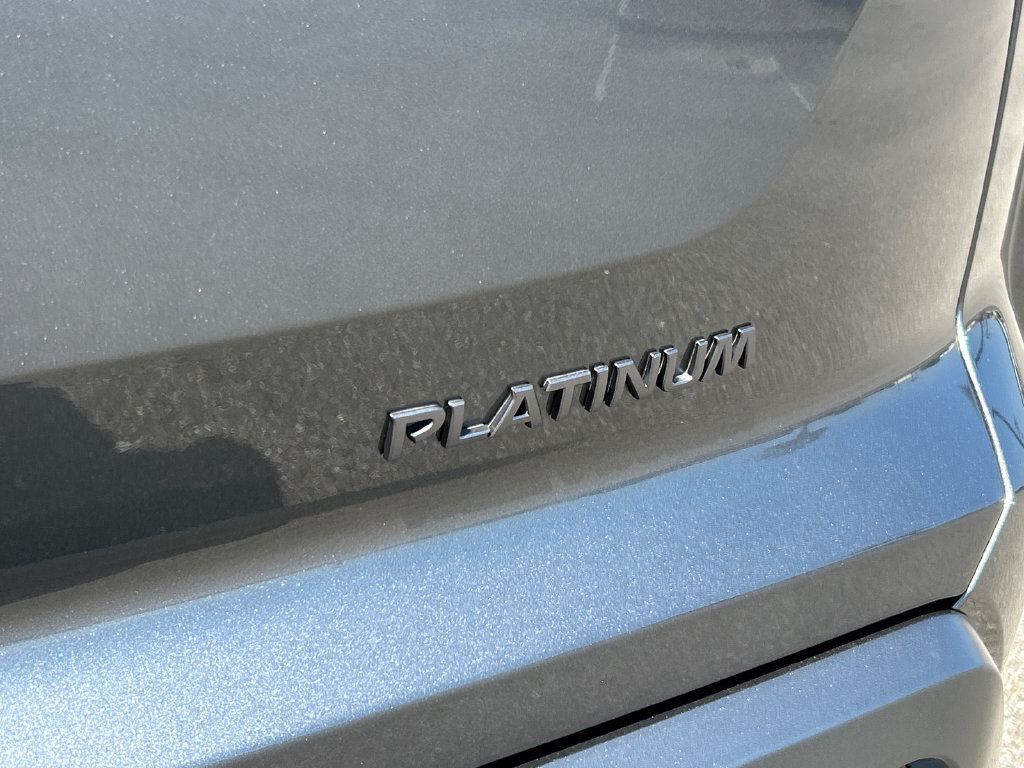 New 2026 Nissan Pathfinder Platinum w/ Cargo Package FWD image 8