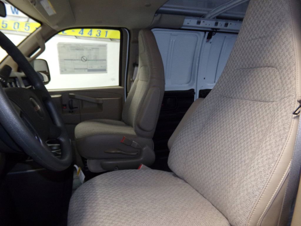 New 2025 GMC Savana 2500 w/ Driver Convenience Package image 12