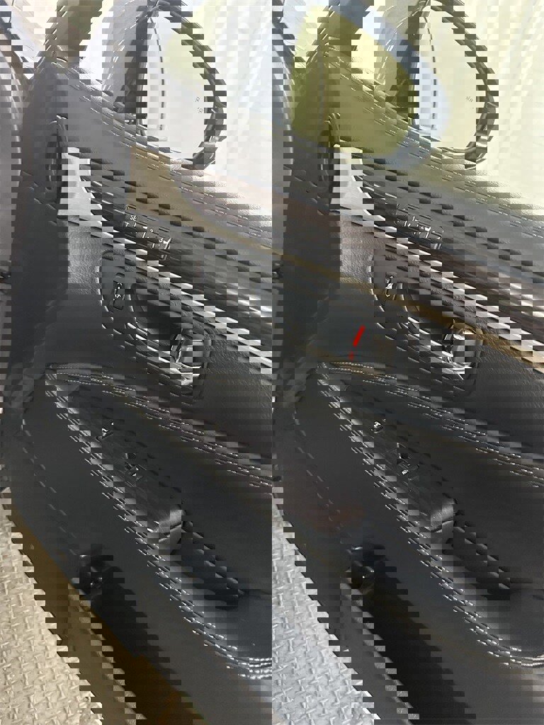 Used 2015 Lexus LS 460 L image 36