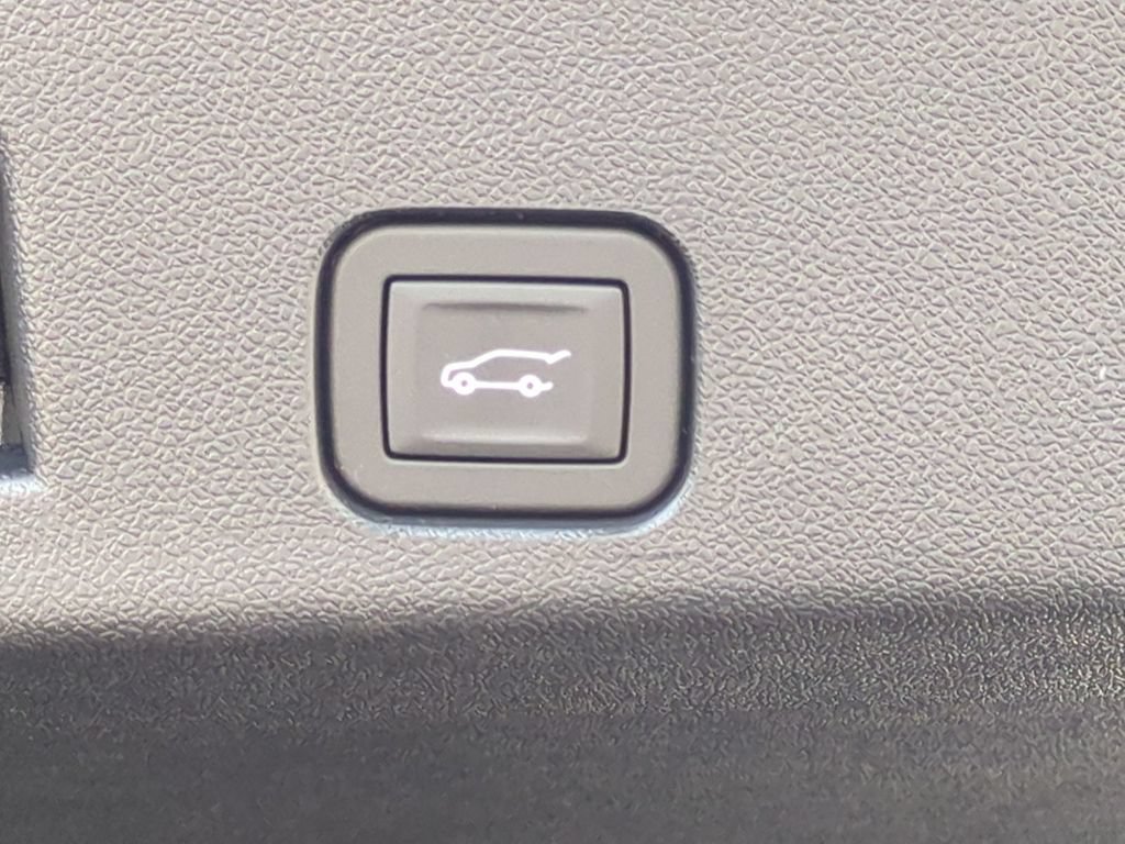 New 2026 GMC Acadia Elevation w/ Black Edition FWD image 28