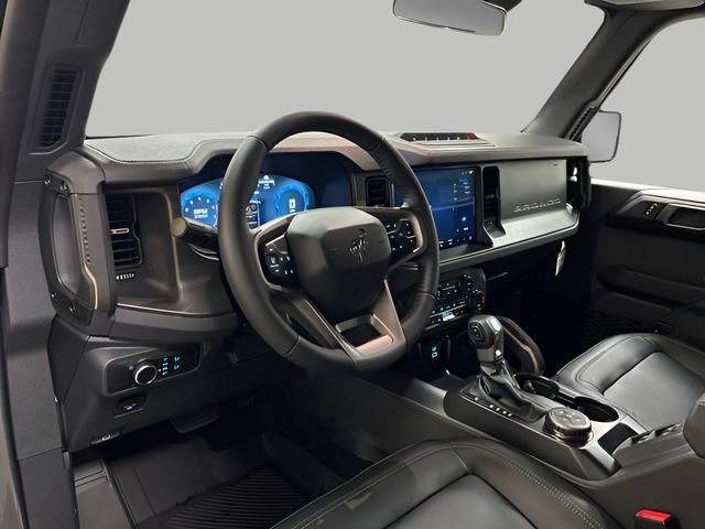 New 2025 Ford Bronco Badlands w/ Sasquatch Package AWD/4WD image 17