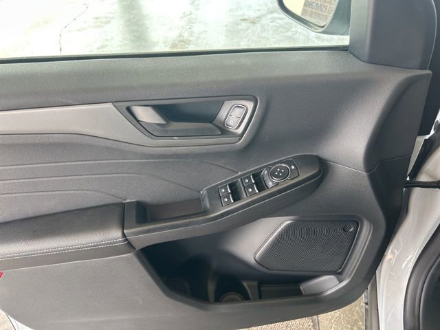 New 2025 Ford Escape Active w/ Cold Weather Package image 13