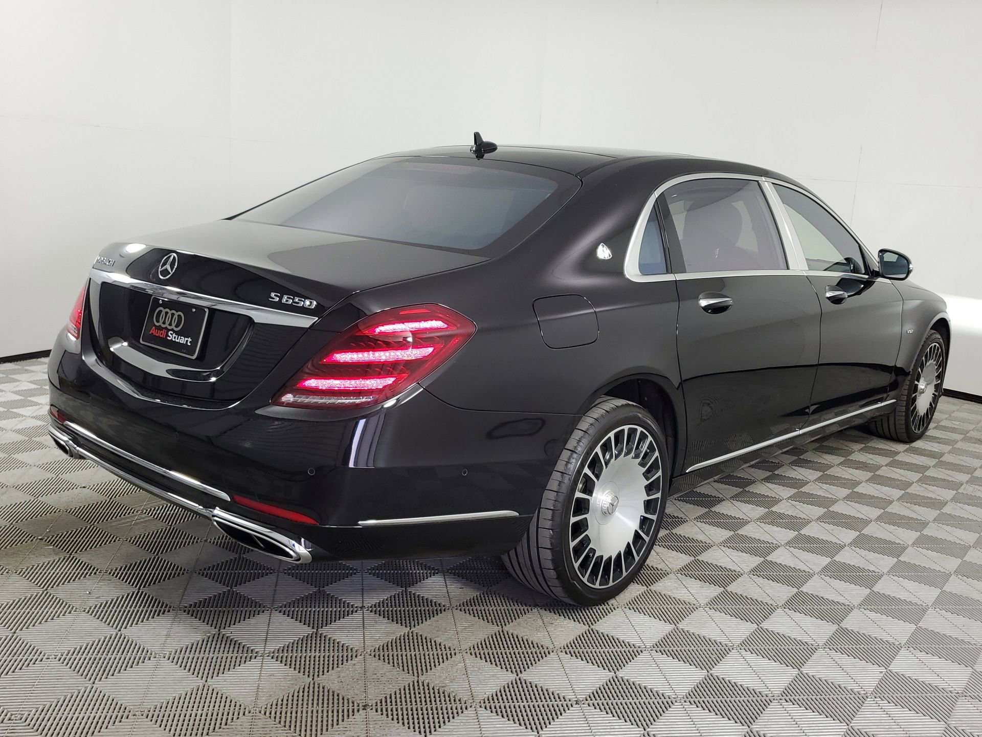 Used 2019 Mercedes-Benz Maybach S 650 image 10