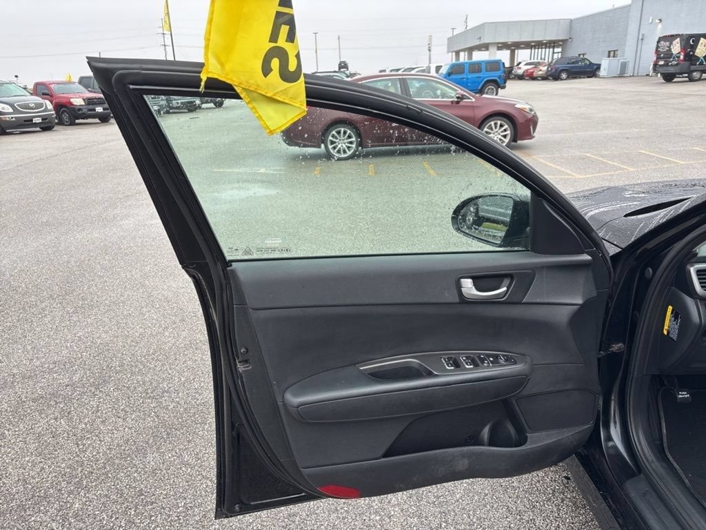 Used 2016 Kia Optima LX FWD image 23