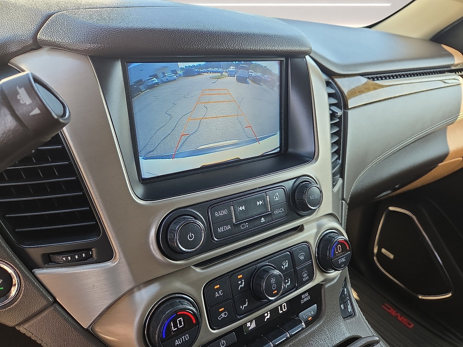 Certified 2017 GMC Yukon Denali AWD/4WD image 8
