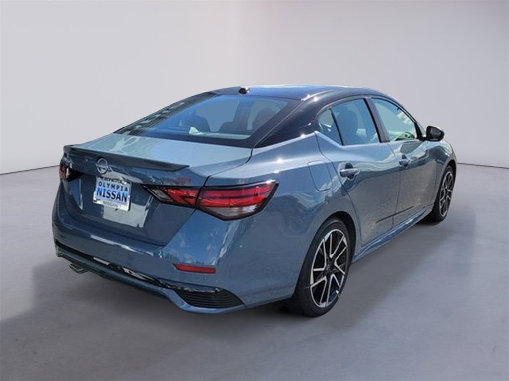 New 2025 Nissan Sentra SR w/ SR Premium Package image 4