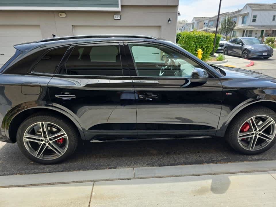 Used 2025 Audi Q5 e Premium Plus w/ Premium Plus Package image 8