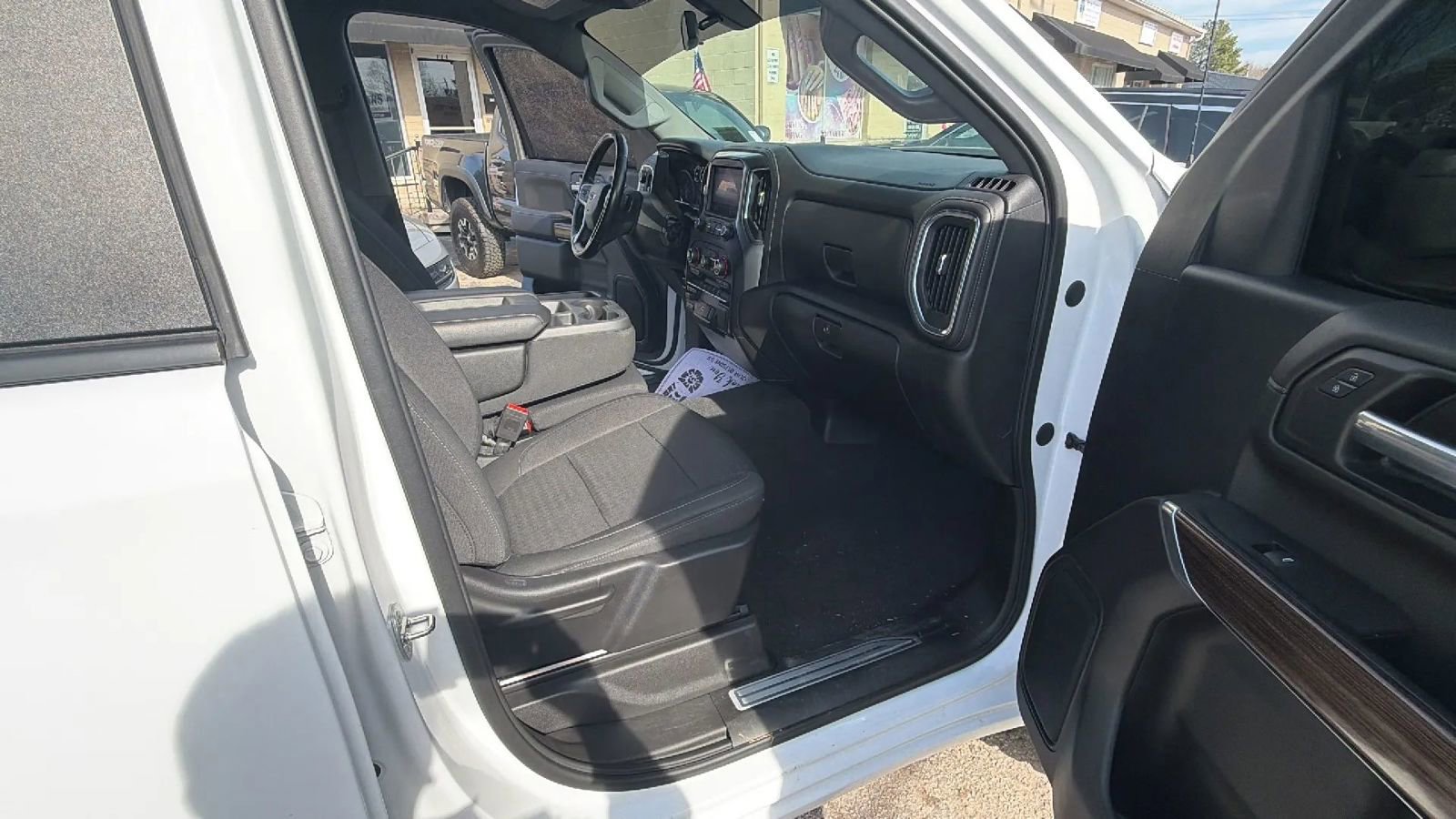 Used 2021 Chevrolet Silverado 1500 RST w/ Z71 Off-Road Package AWD/4WD image 30