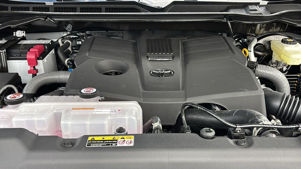 New 2026 Toyota Tundra Limited AWD/4WD image 36