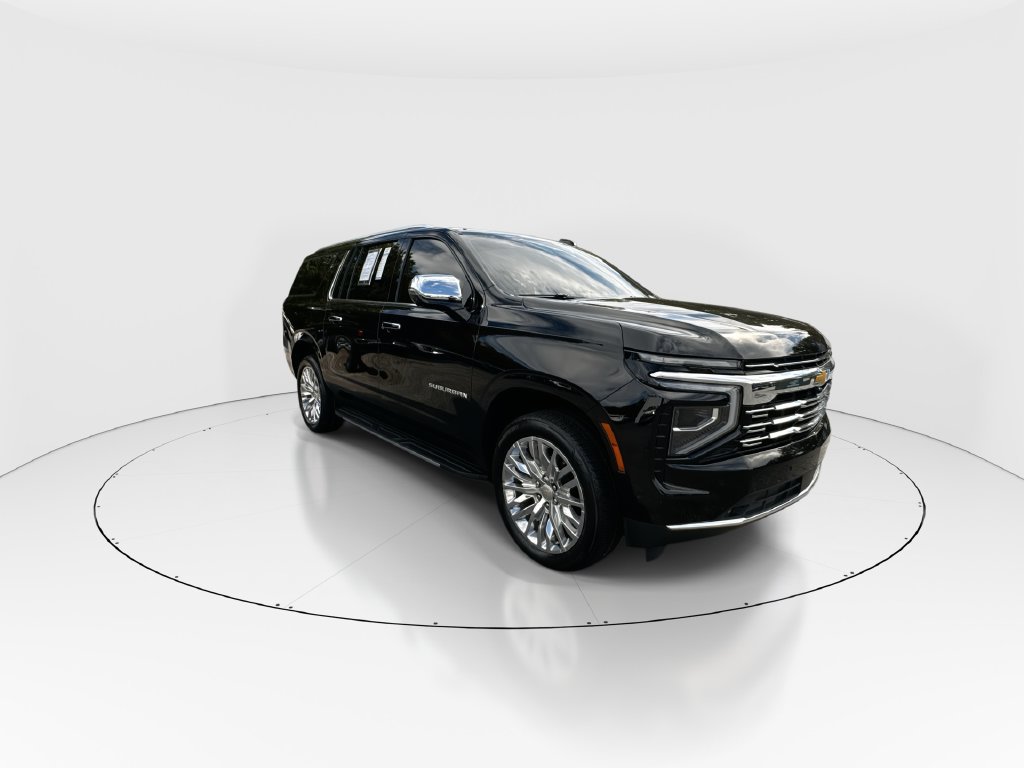 Used 2025 Chevrolet Suburban Premier RWD image 2