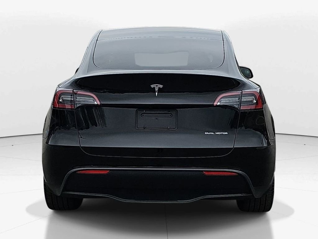 Used 2023 Tesla Model Y Long Range image 6
