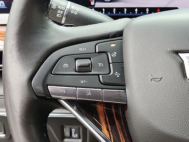 Used 2023 Cadillac Escalade Luxury image 20