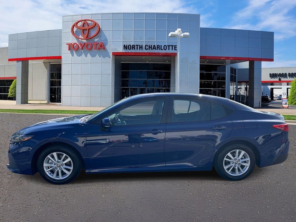 Used 2025 Toyota Camry LE w/ Convenience Package FWD image 7