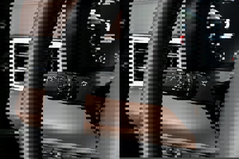 New 2026 Mitsubishi Outlander SEL image 21