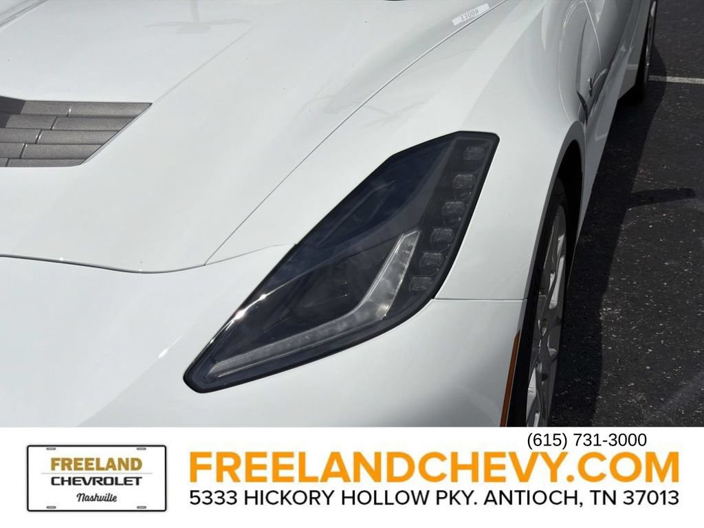 Used 2017 Chevrolet Corvette Stingray Convertible RWD image 10