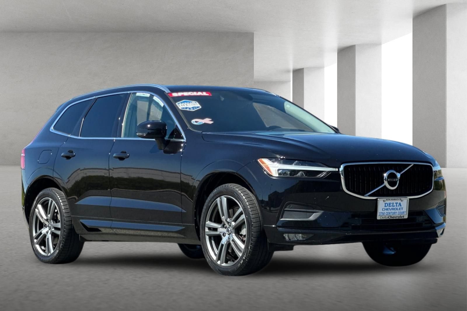 Used 2021 Volvo XC60 T6 Momentum