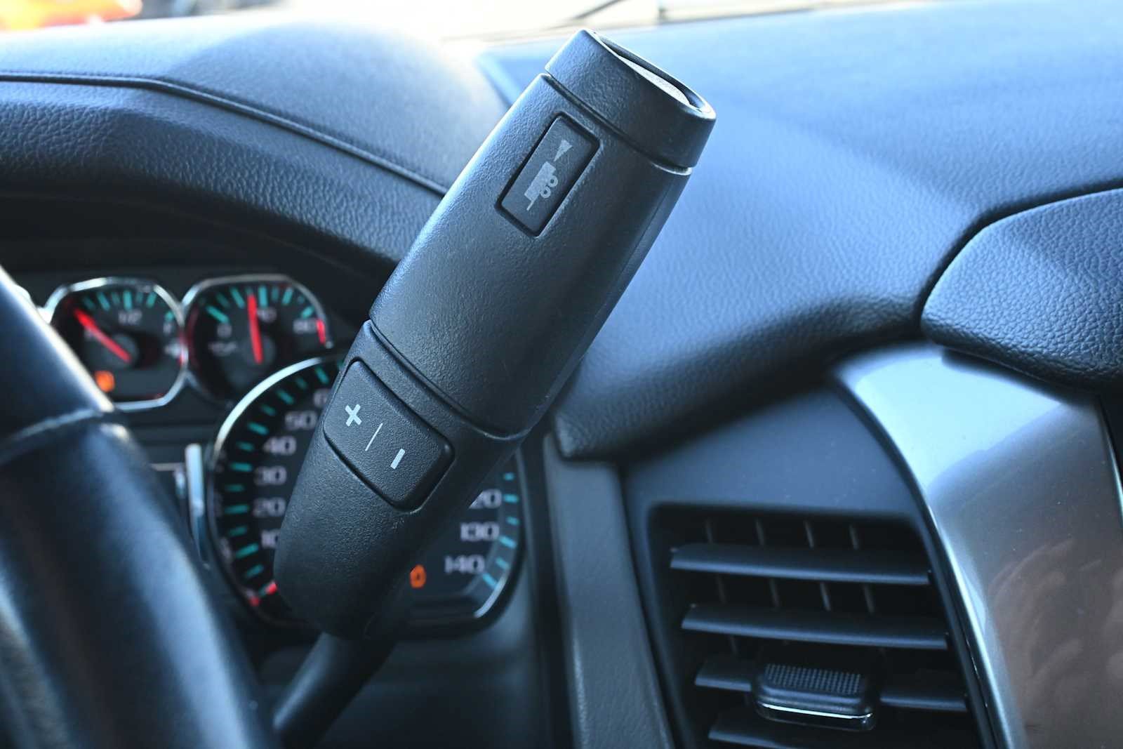 Used 2020 Chevrolet Tahoe LT image 9