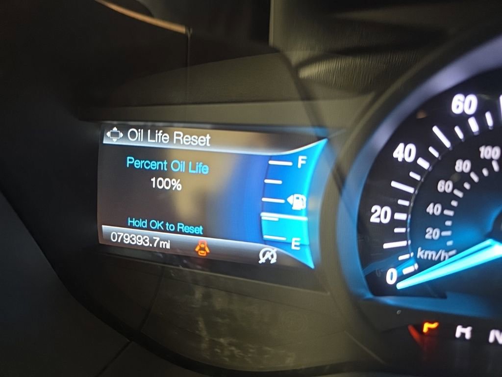 Used 2019 Ford Fusion SEL image 16