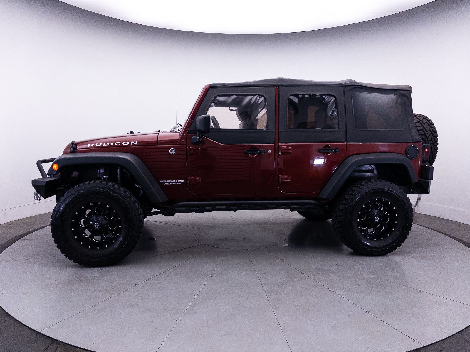Used 2010 Jeep Wrangler Unlimited Rubicon AWD/4WD image 31