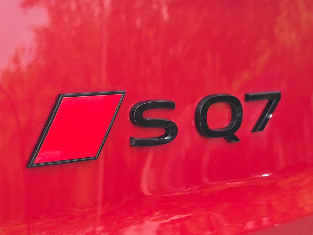New 2026 Audi SQ7 Prestige AWD/4WD image 11
