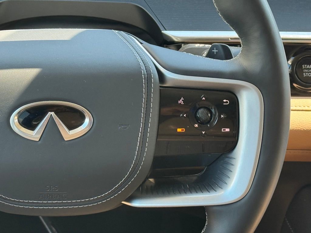 Used 2025 INFINITI QX80 Sensory AWD/4WD image 21