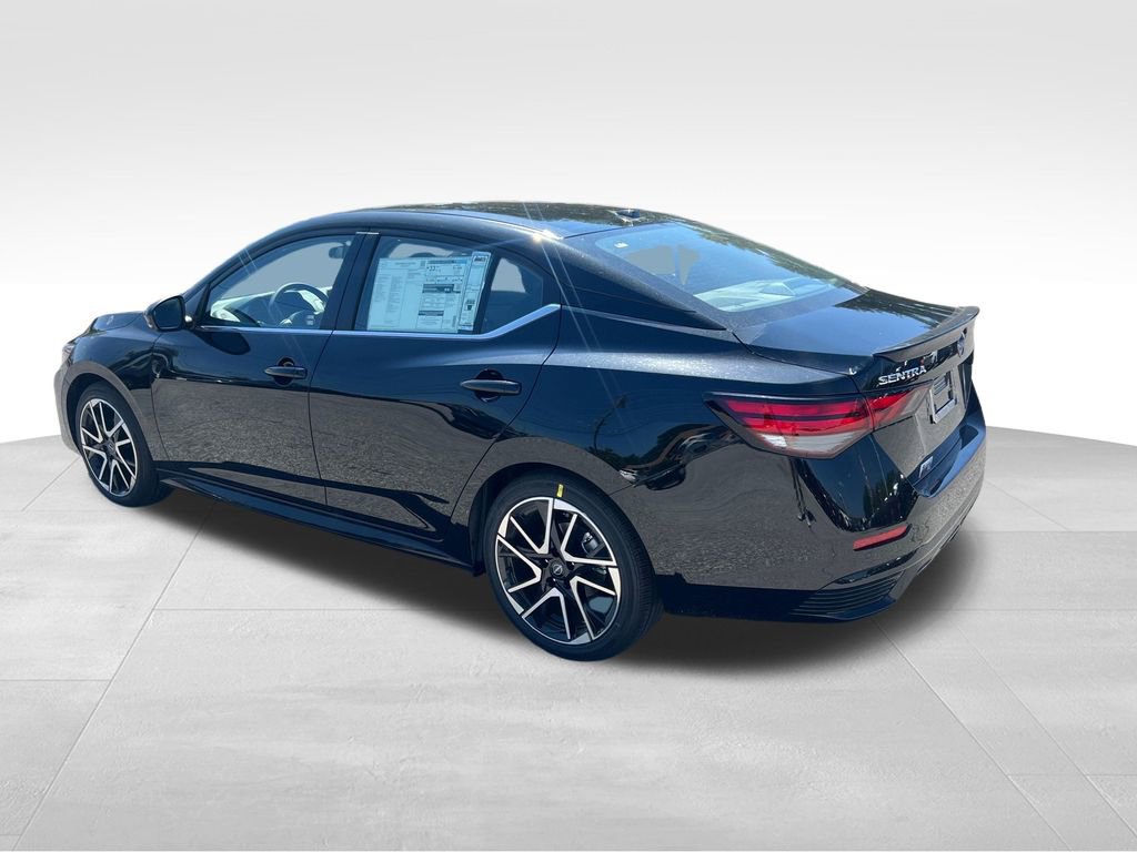 New 2025 Nissan Sentra SR w/ Trunk Package image 4
