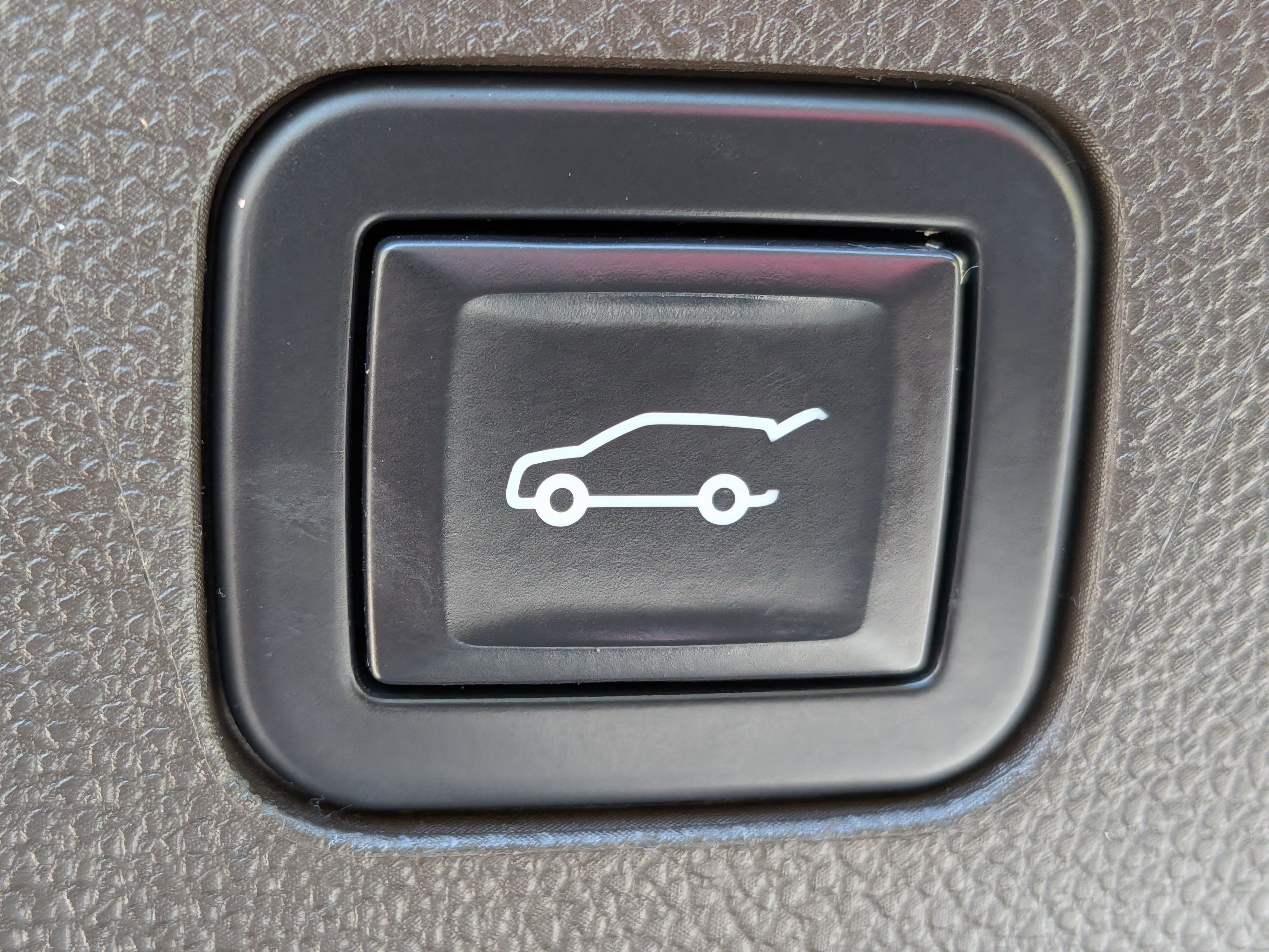 Certified 2022 GMC Yukon Denali AWD/4WD image 19