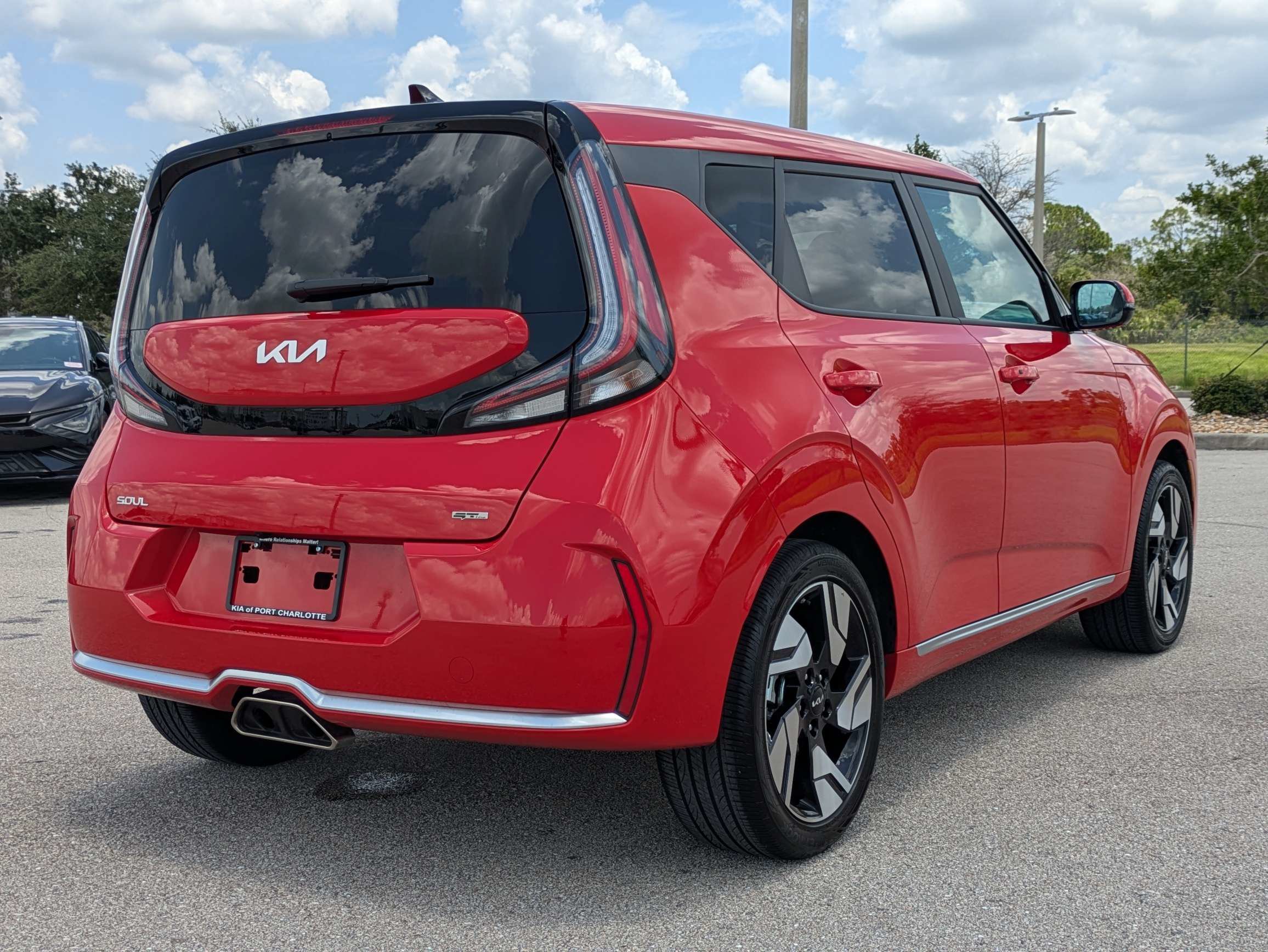 Certified 2025 Kia Soul GT-Line w/ GT-Line Technology Package FWD image 5