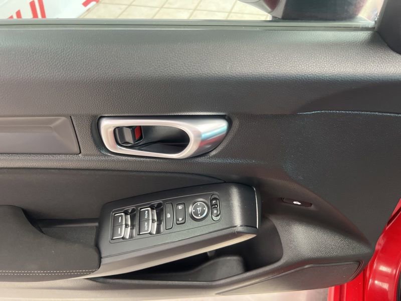 Used 2025 Honda Civic Sport image 19