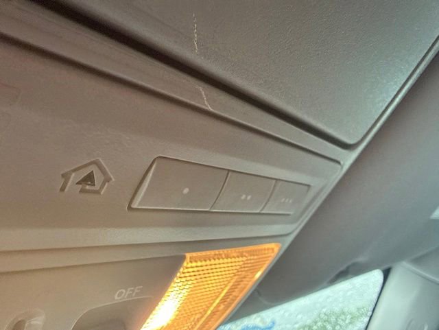 Used 2022 Honda CR-V Touring image 18