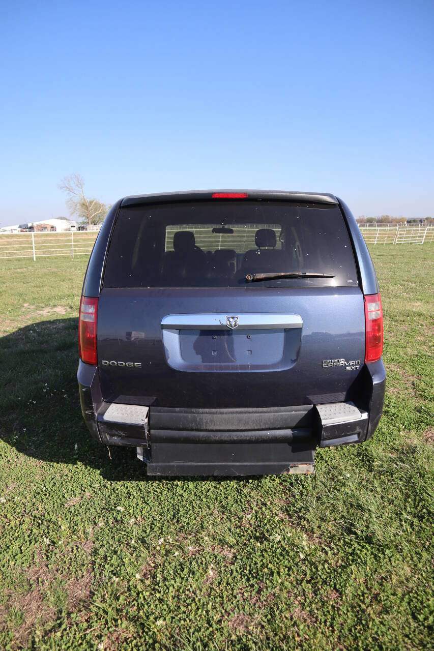 Used 2009 Dodge Grand Caravan SE w/ Climate Group image 11