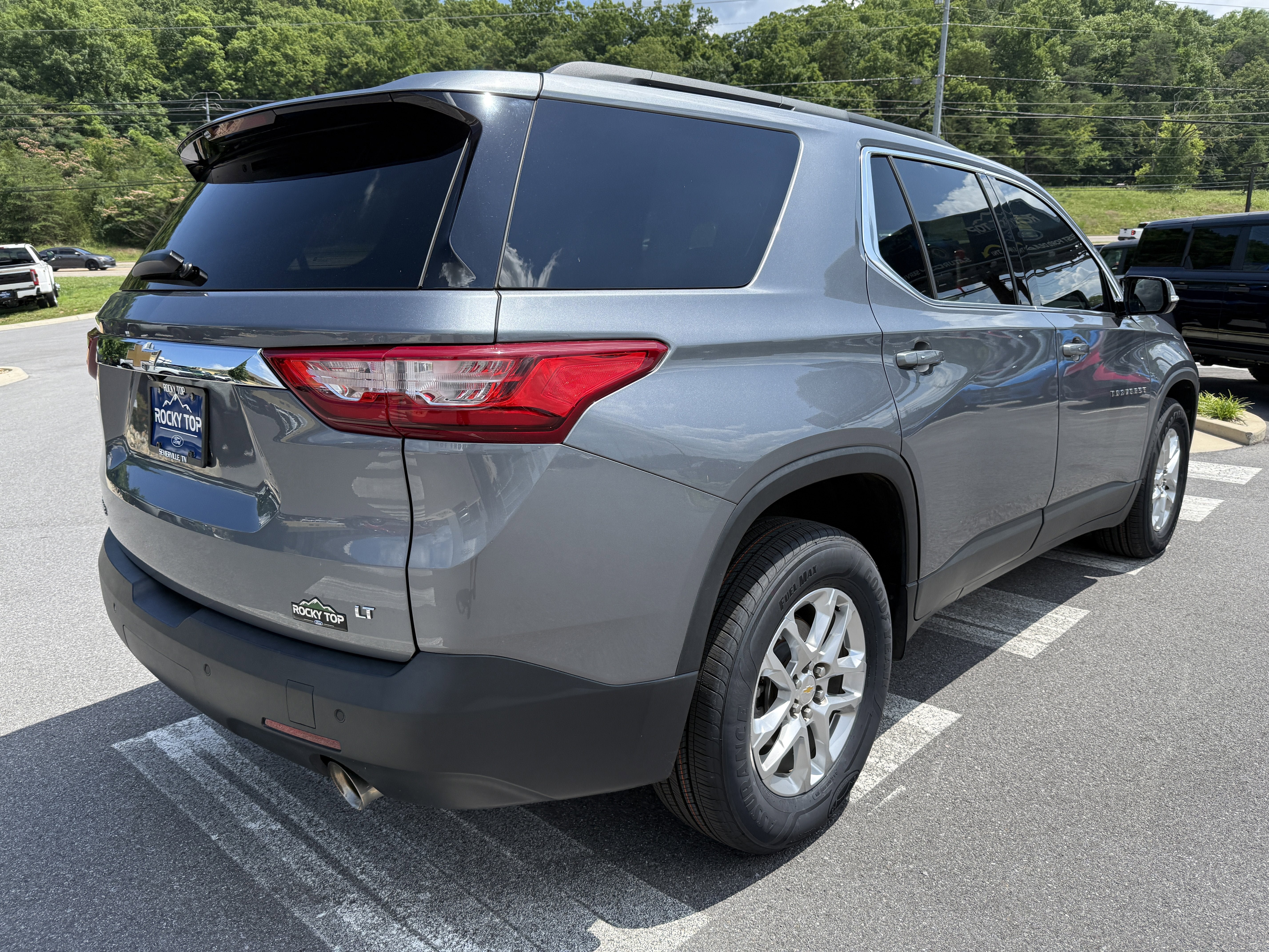 Used 2020 Chevrolet Traverse LT FWD image 5