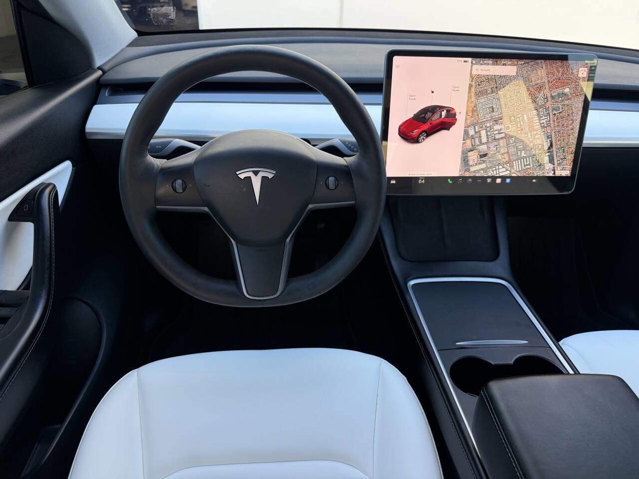 Used 2021 Tesla Model Y Long Range AWD/4WD image 26