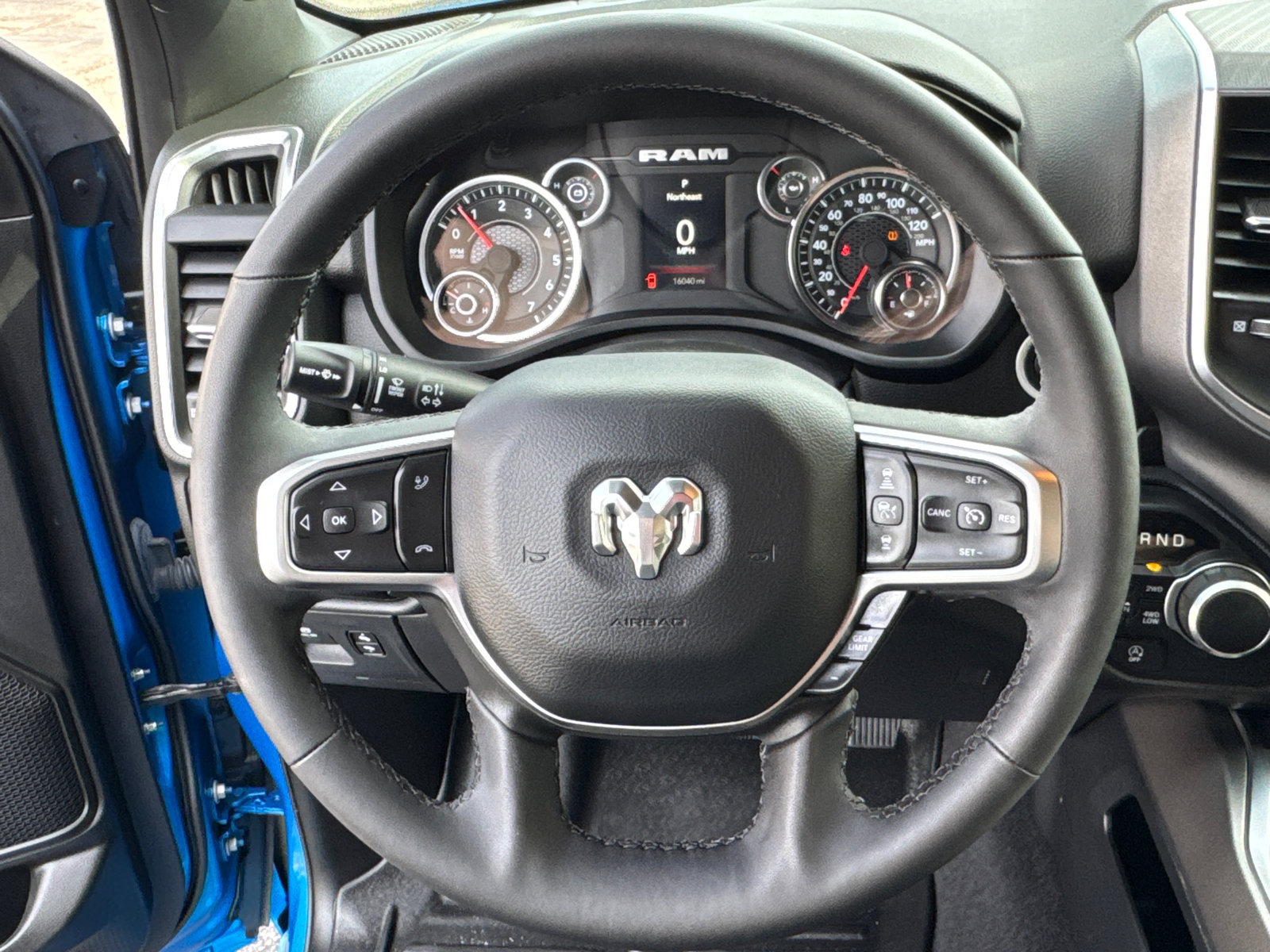 Used 2025 RAM 1500 Big Horn AWD/4WD image 17