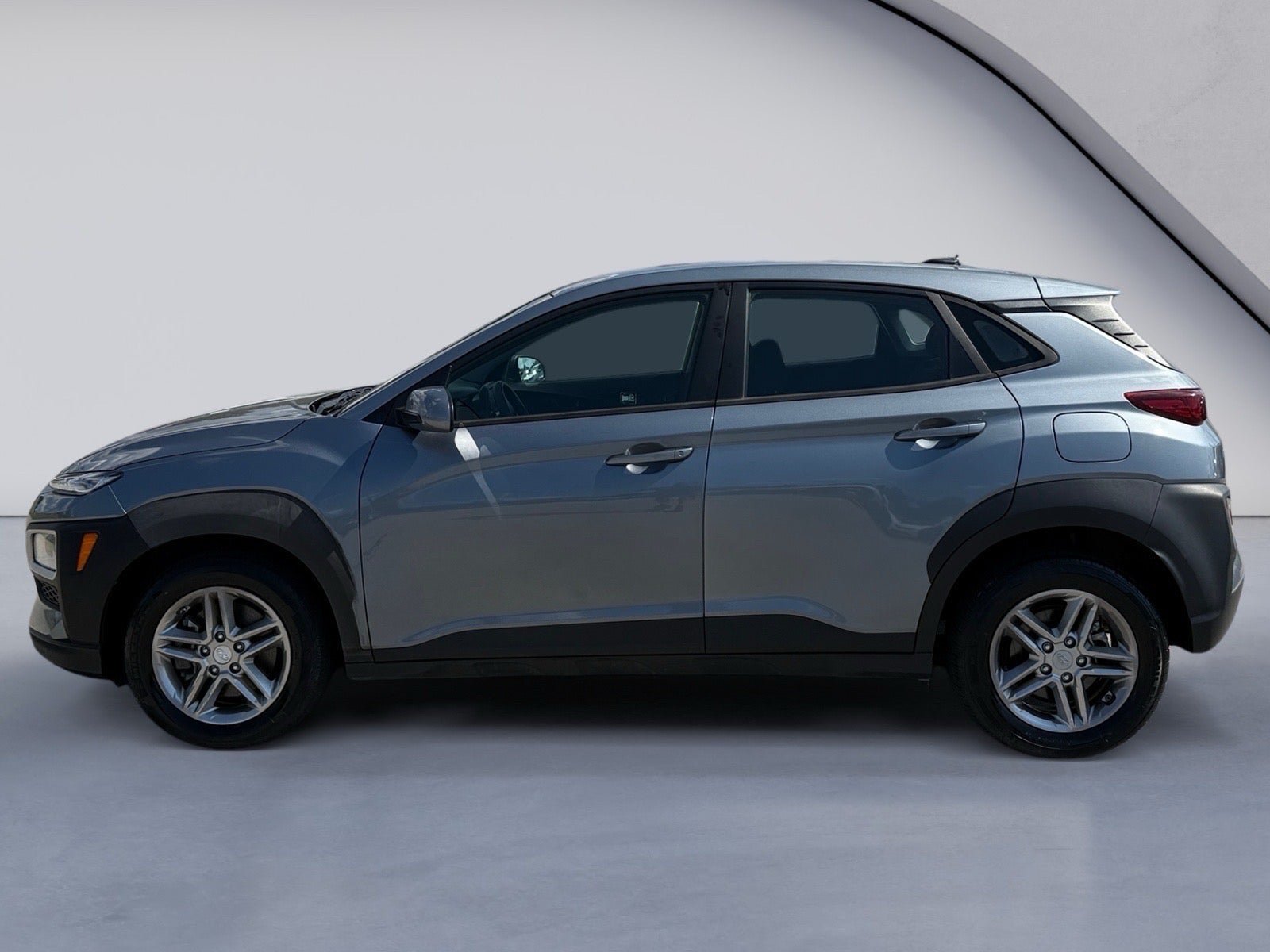 Used 2021 Hyundai Kona SE AWD/4WD image 2