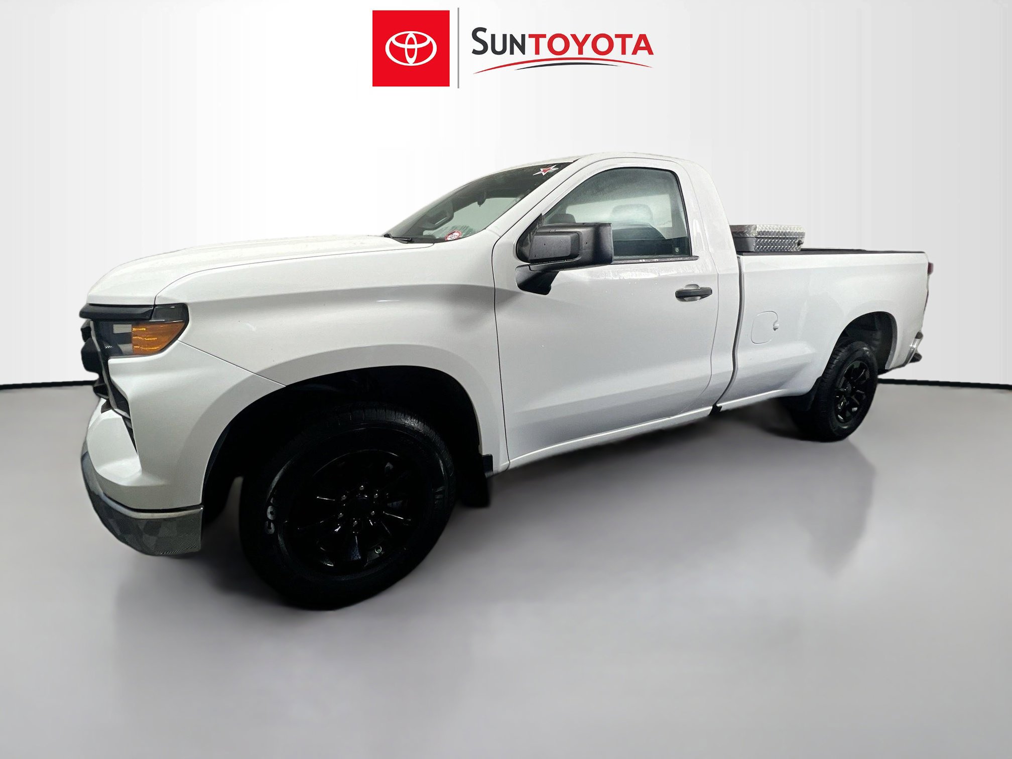 Used 2022 Chevrolet Silverado 1500 W/T RWD image 9